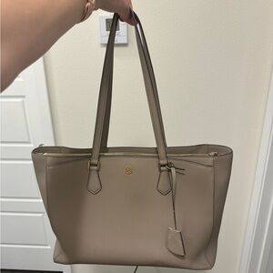 Tory Burch Beige Shoulder Bag